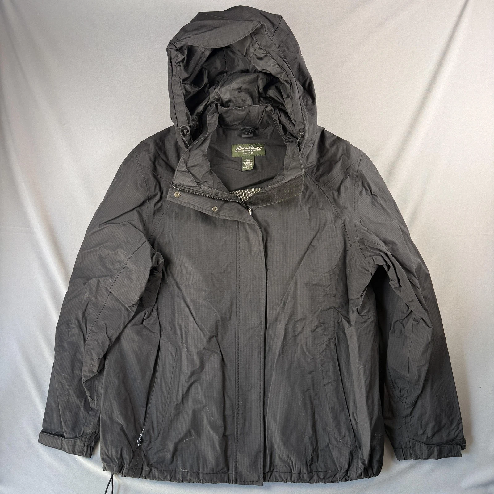Eddie Bauer Jacket Mens XL Gray Hooded Nylon Windbreaker Lightweight Outdoor
Opens in a new window o
