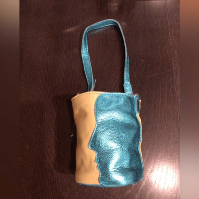 NEW! Rare Los AngelesApparel Leather Silouhette  Bucket  Bag