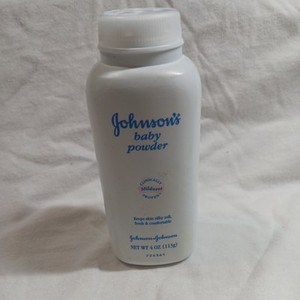 Johnson’s Baby Powder TALC Mildness Pink Label 4 oz. 2004 Discontinued