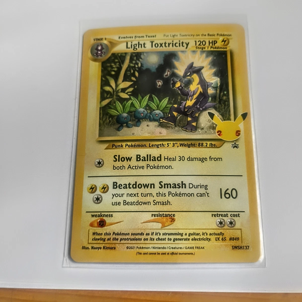 25+ Light Toxtricity SWSH137 SWSH: Sword & Shield Promo Cards for