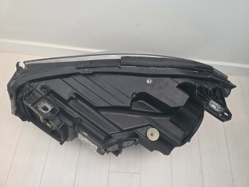 Mercedes-Benz A-Class W176 Bi-Xenon RIGHT Used OEM GENUINE A1768201261 - Picture 8 of 12