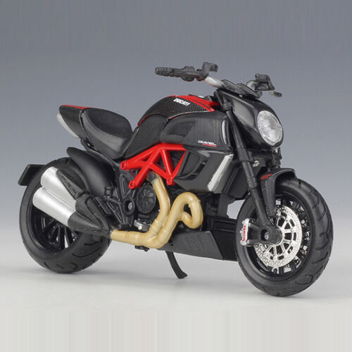 2013 Ducati Diavel Carbon Diecast Motorcycle Model 1/18 Scale Motorcycle Toys  - Afbeelding 1 van 8