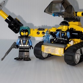 LEGO 7772 Aqua Raiders Lobster Strike 100% Complete with Instructions and Box.