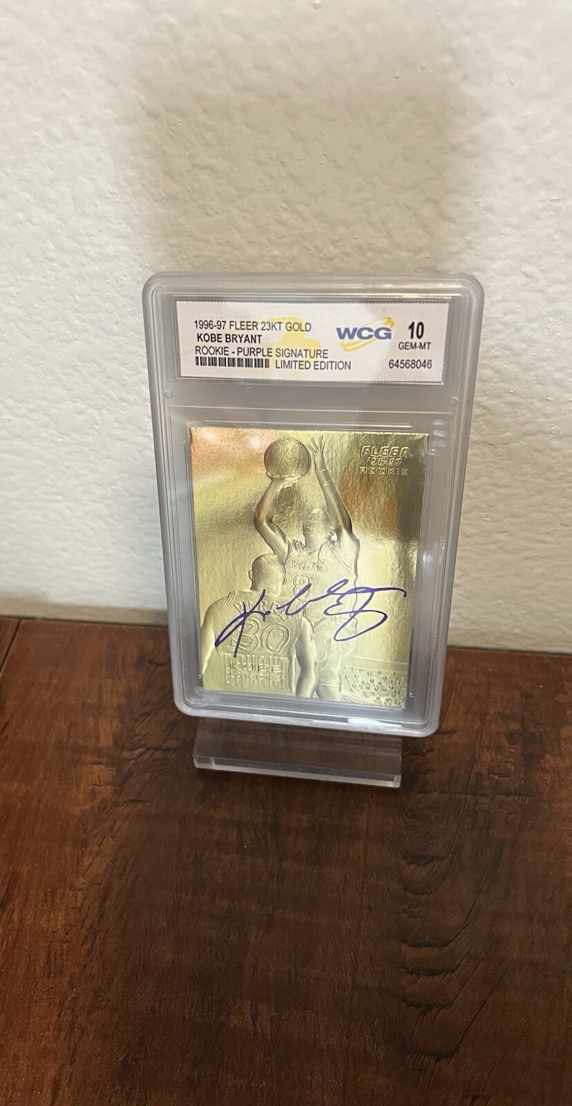 1996-1997 KOBE BRYANT Fleer 23K Gold ROOKIE Card Signature Series - GEM-MINT 10