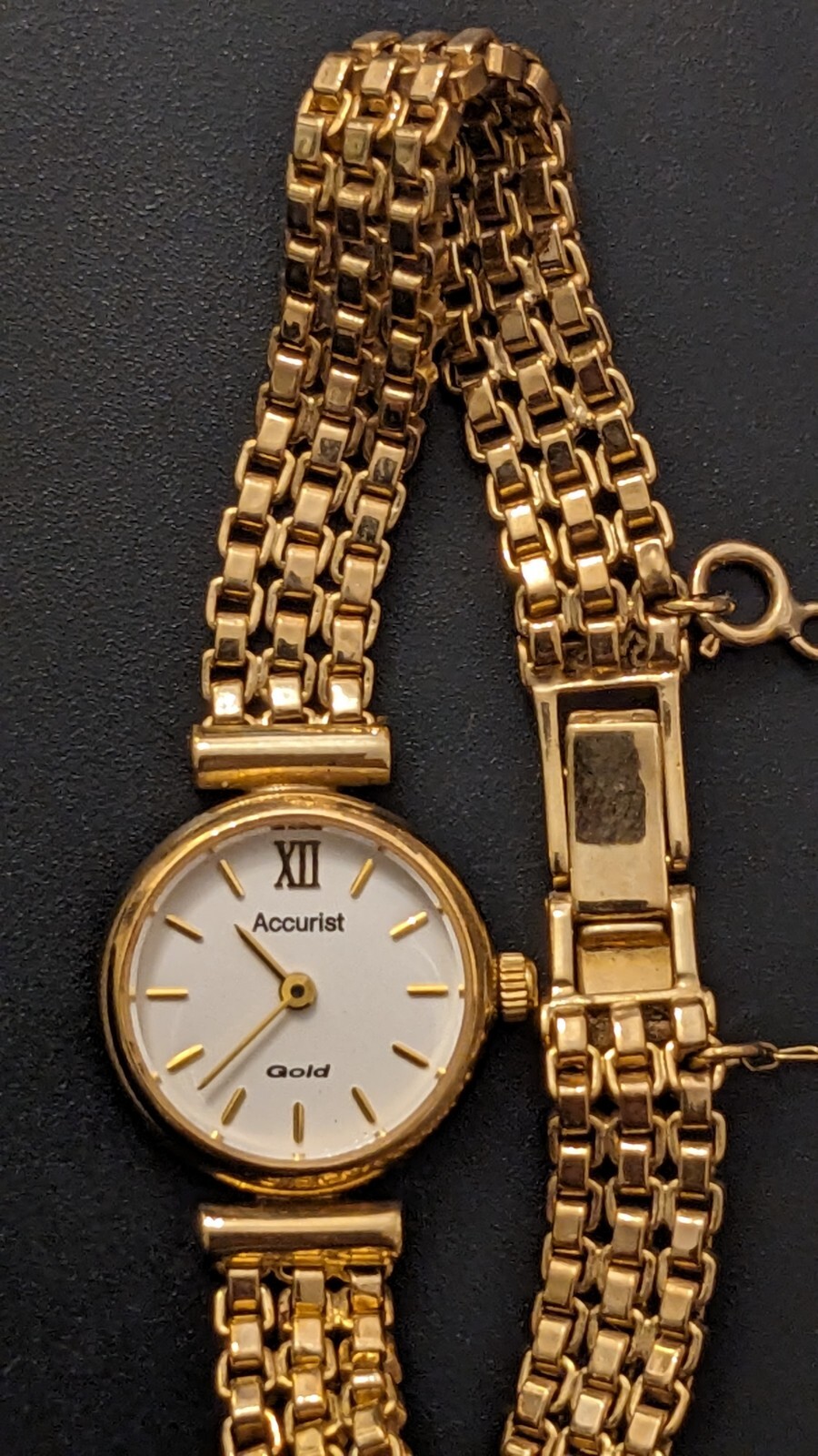 accurist ladies 9ct gold watch eBay