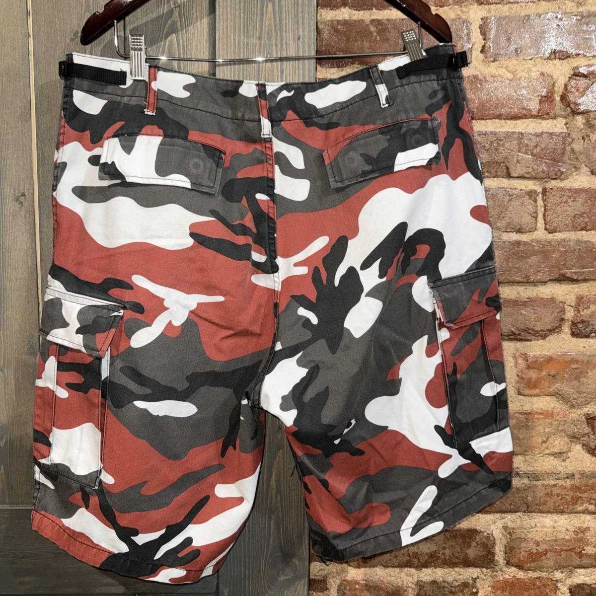 Rothco Militar Camuflaje Ejército Fatiga Carga Rojo Negro Gris Camuflaje 35-39W 9L Usado en Excelente Condición