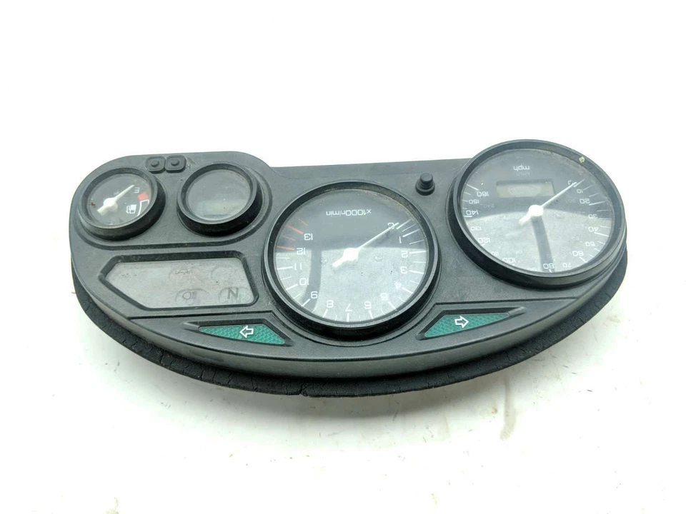 02 Suzuki Katana GSX 750 cuadro de instrumentos velocímetro velocímetro Foto 3 de 4