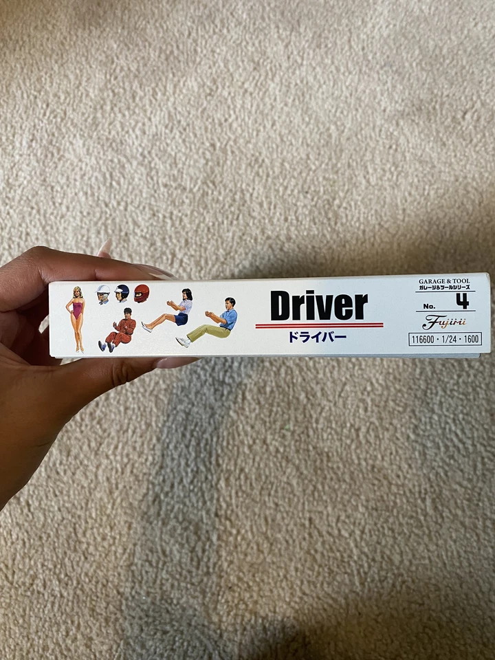 Fujimi GT04 GT-4 1/24 Scale Model Kit Driver Figure For Sports Racing Car - Image 2 of 3