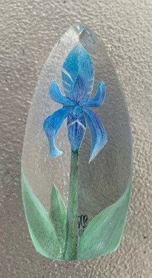 Mats Jonasson Crystal Lily / Iris 3  Tall Signed