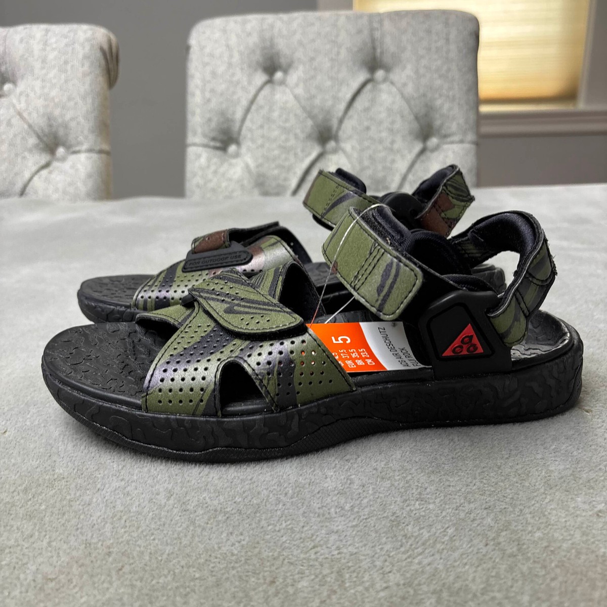 NIKE ACG AIR DESCHUTZ MT. FUJI ナイキ エアデシューツ 富士山 Nike ACG Air Deschutz 'Mt. Fuji' Sandals Men's Size 5/Womens