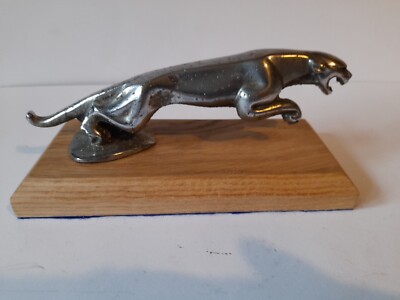 SS Jaguar 1938. Tear Drop SS Jaguar. Jaguar springender Kat.