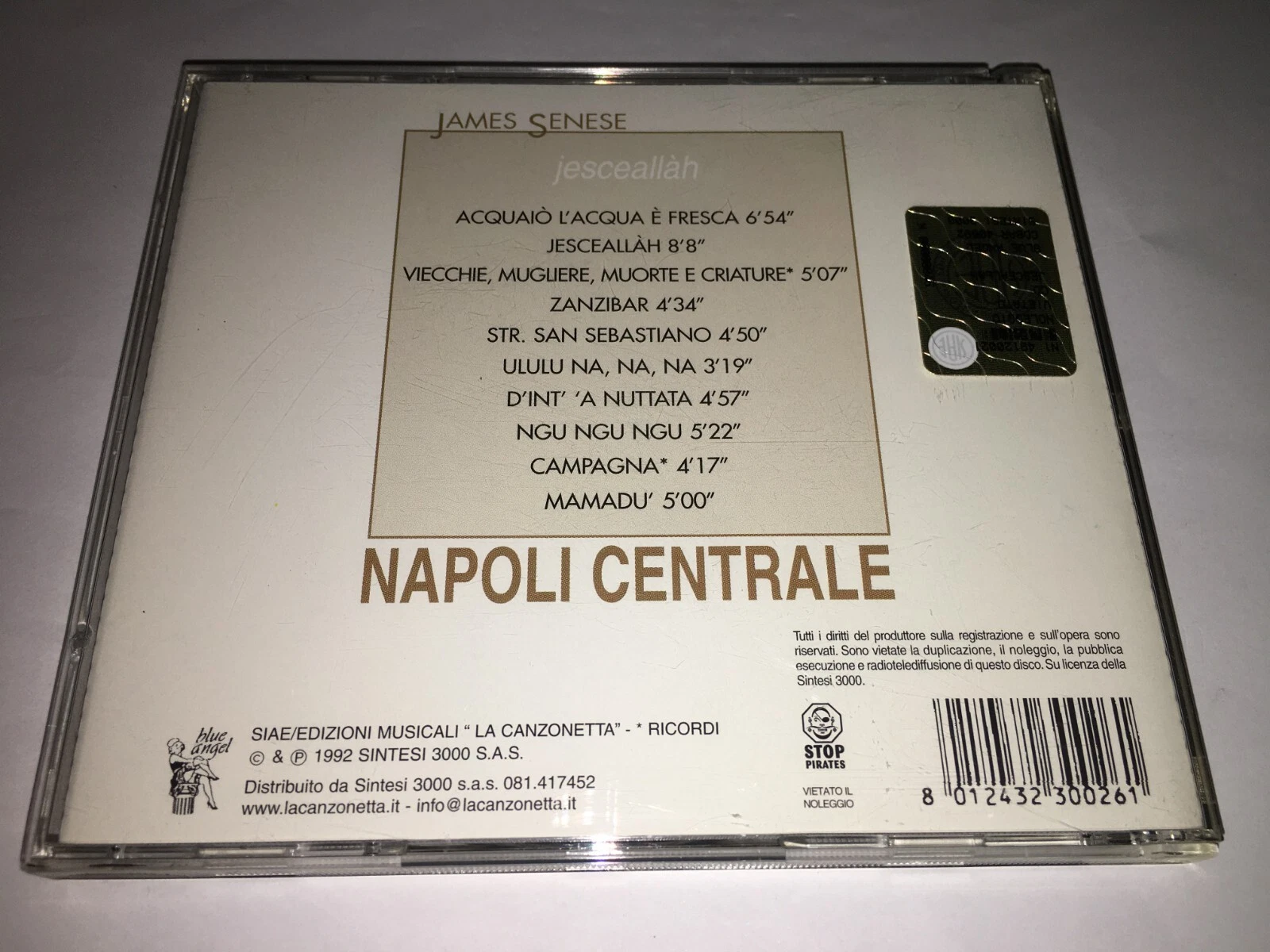 Foto 2 di 2