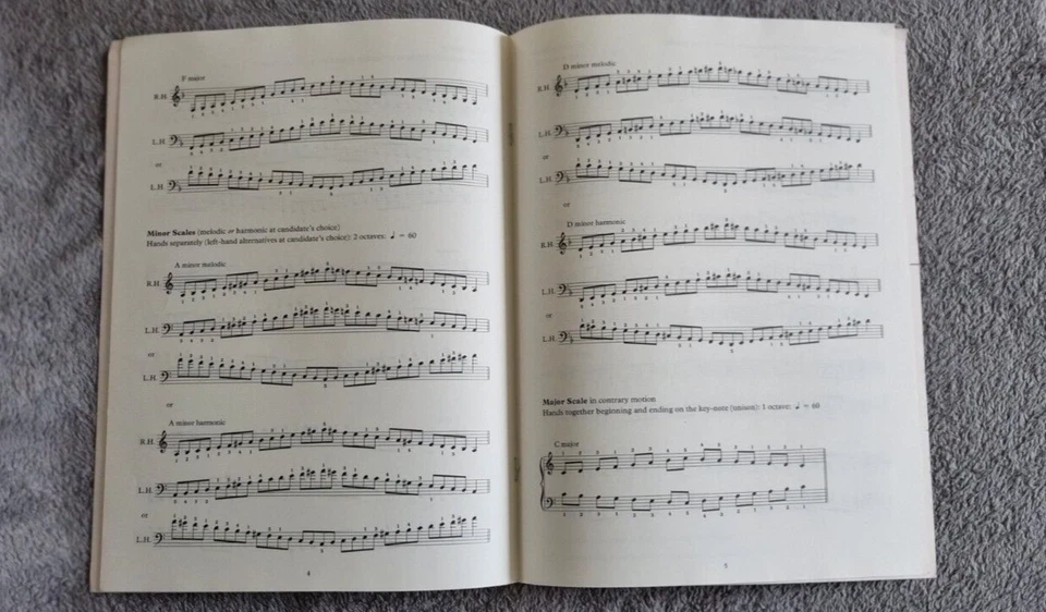 ABRSM -Scales Arpeggios and Broken Chords - Grade 1 - Image 3 of 4