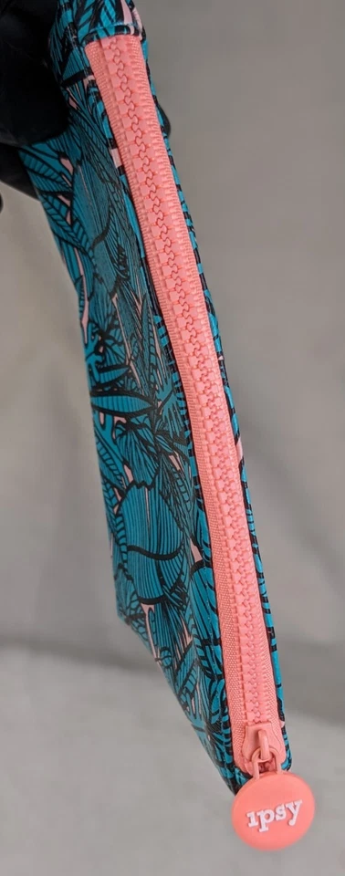Ipsy Glam Makeup Bag Pink and Teal Leaves - Image 3 of 4
