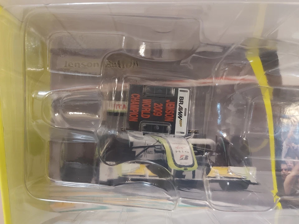 Minichamps 1:18 F1 Brawn Gp BGP001 World Champion 2009 Jenson Button - Immagine 4 di 4