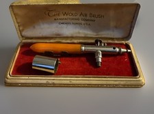 Aérographe Wold A-2 en état de fonctionnement avec étui à clapet