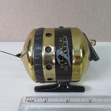 SOUTHBEND BLACK BEAUTY SPINCAST REEL NOS NEW 