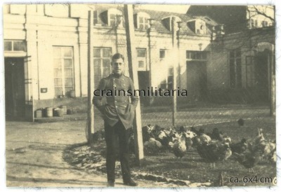 Orig. Foto Pilot Offizier FFA.13 an Schloss Douai Frankreich 1917