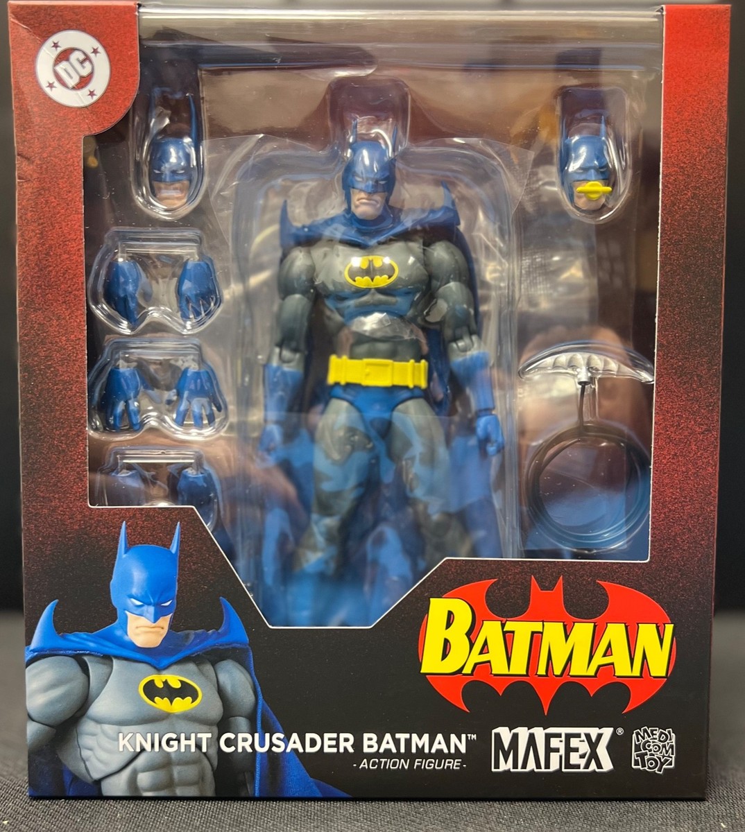 Medicom Toy MAFEX No.215: Knight Crusader Batman (Batman