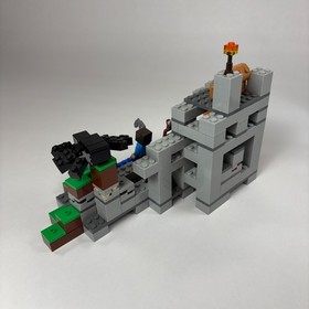 Lego Minecraft The Cave # 21113 - 100% Complete