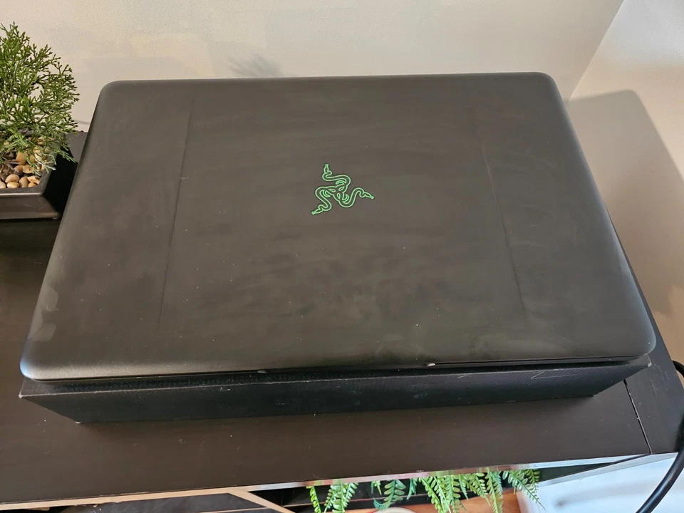 Razer Blade Pro 17" i7 GTX1060 - Used - Still in Original Box - Image 3 of 3