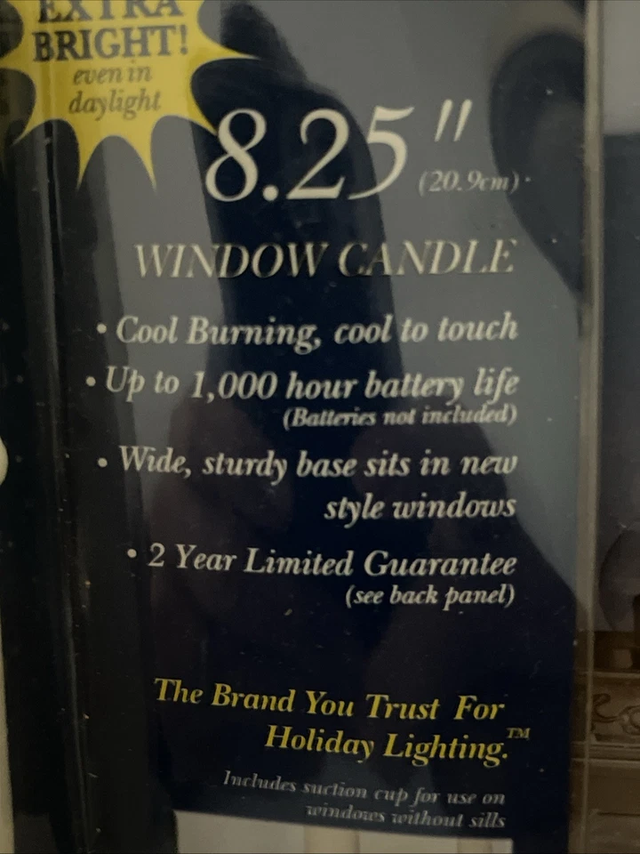 VTG GE Flickering Window Flameless Candle With Timer Plastic Gold Base Lot of 2 - Image 4 of 4