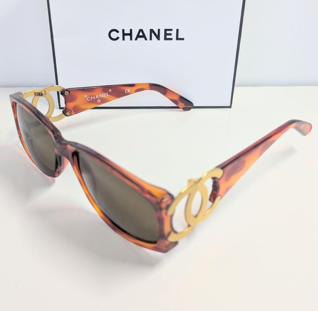 CHANEL Gold Coco Mark Smoked Brown Aviator Sunglasses