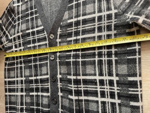 Club Monaco Men’s Lambswool Cardigan L Plaid Gray Thick Classic Grandpa *Read* - Picture 6 of 18