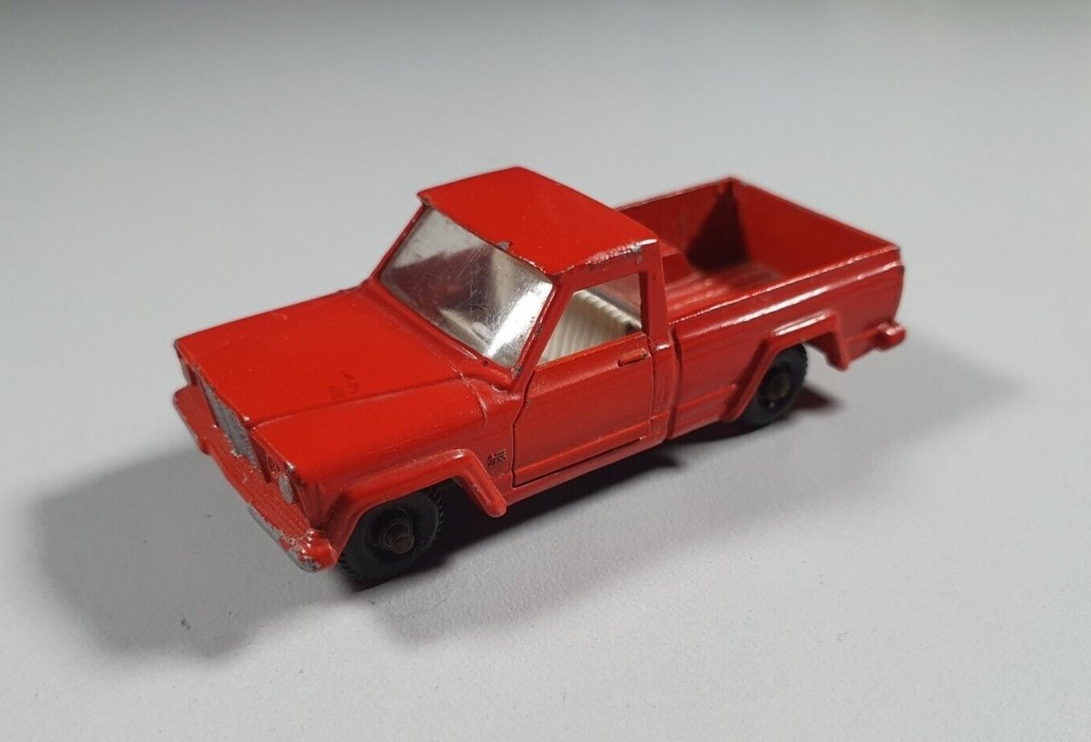 Matchbox 71b, Jeep Gladiator Pick Up - Free Price Guide & Review