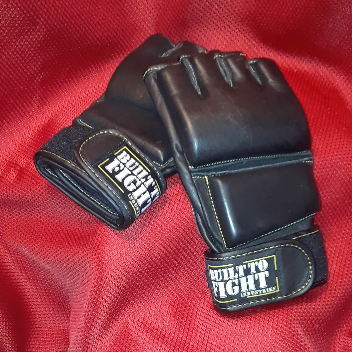 Built to fight store boxing gloves