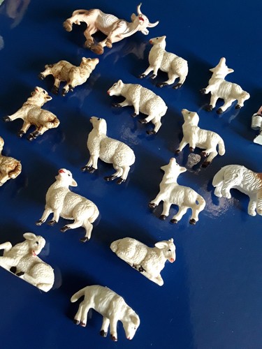 Lotto 17 statue Presepe, Animali, made in Italy, altezza 4 cm e 5 cm, plastica. - Foto 6 di 7