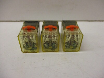 (LOT OF 3) IDEC RY42S-ULC RELAY AC110-120V 57221