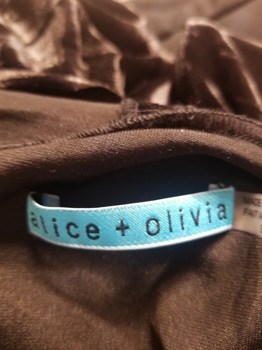 Cárdigan Alice + Olivia pequeño drapeado Mariona terciopelo aplastado terciopelo negro NUEVO - Imagen 7 de 13