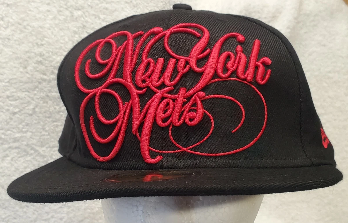 Rare New Era 59FIFTY NY Mets Hat Cap Size 7 3/4 Fitted Black Red Embossed Script
