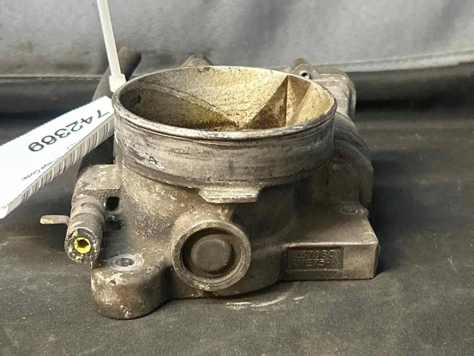 Fits 2003-2006 Chevrolet Tahoe Throttle Body OEM:12570800 - Изображение 3 из 4