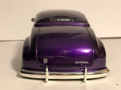 JADA DUB CITY OLDSKOOL 1940 PONTIAC PURPLE 1:24 DIECAST MODEL CAR