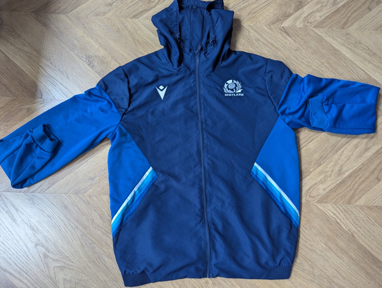 Scotland Rugby Full zip Hoody Travel Jacket Blue Macron Size XXL VG Con Hooded