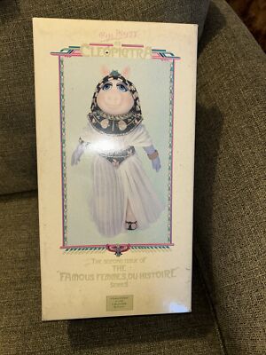 Miss Piggy Cleopigtra Famous Femmes Du Histoire Series Limited Edition Enesco
