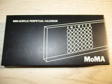 MoMA Museum of Modern Art China Center Red Mini Acrylic Perpetual Calendar NOS
