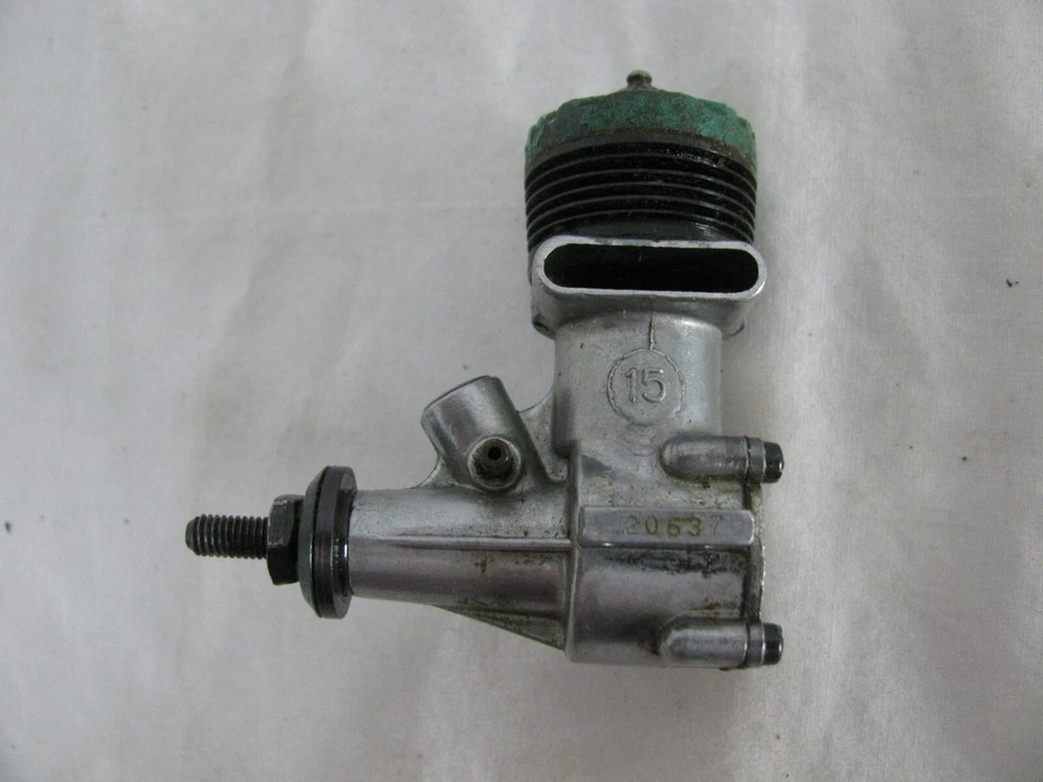 Vintage K&B Green Head Torpedo 15 Gas Nitro Glow Airplane Engine VG - Image 2 of 4