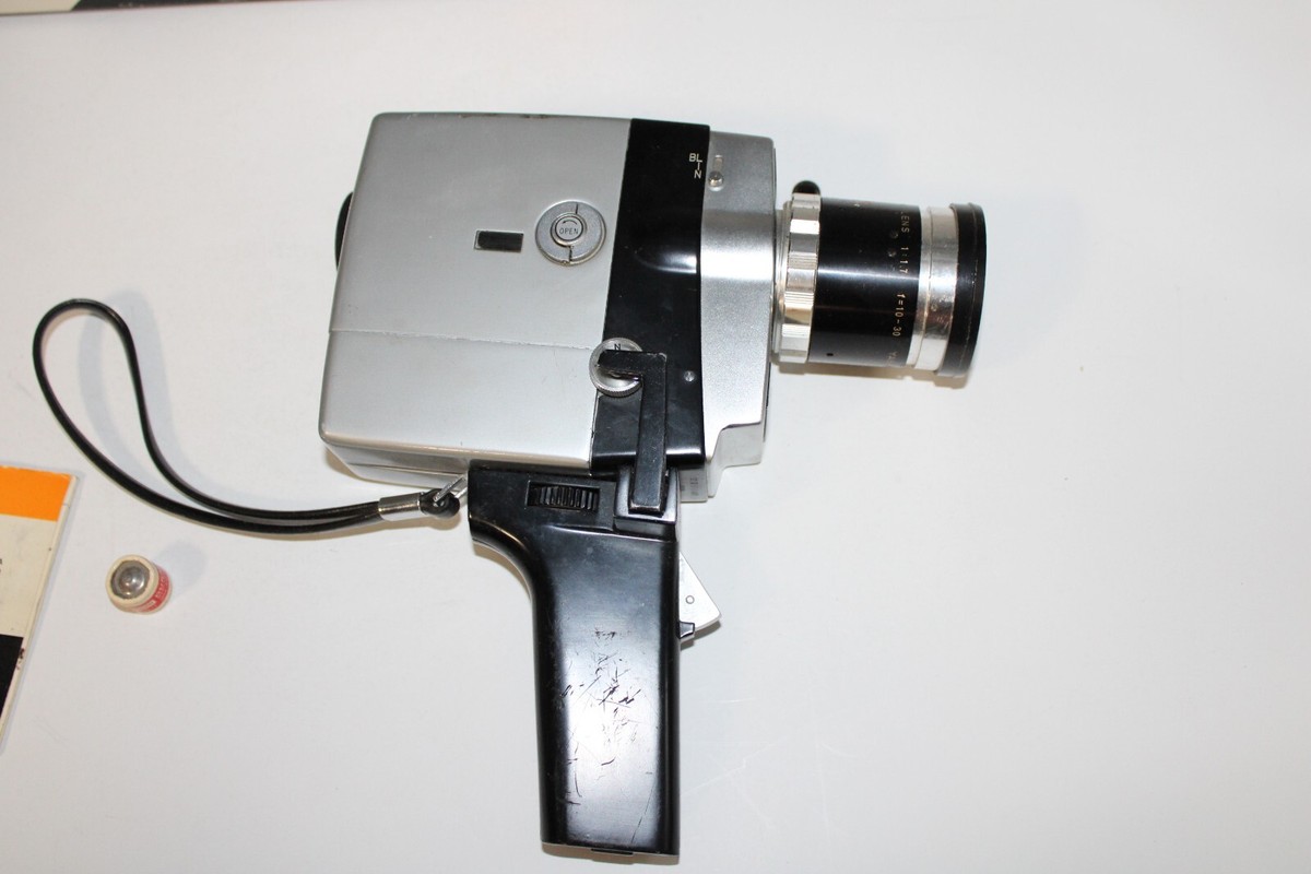 Yashica Super 8 - 30 TTL vintage 8mm movie camera, CaS-EE with box