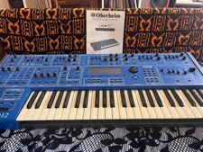 Synthe Oberheim OB 12