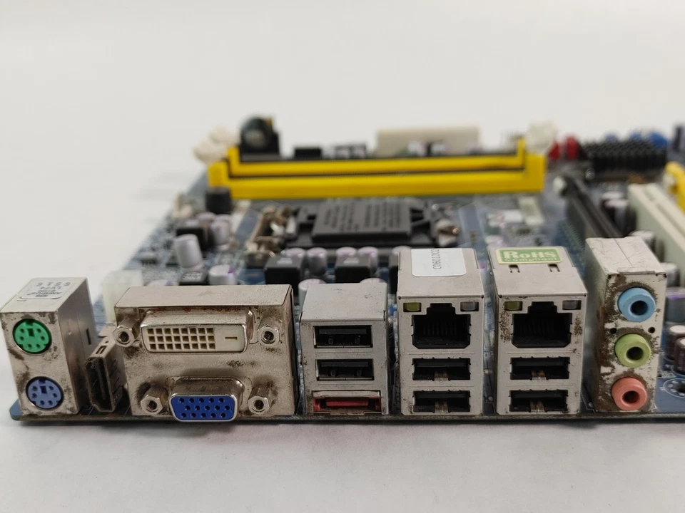 Foxconn 14AD14GS1 57131111 LGA 1155 DDR2 SDRAM Desktop Motherboard - Image 3 of 4