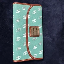 Dooney & Bourke Women's Pebble Grain Continental Clutch Wallet Sea Foam Color