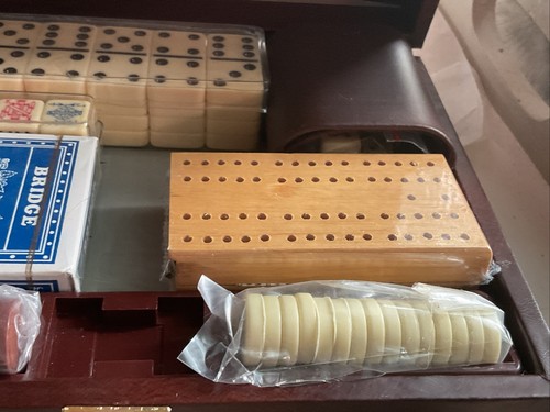 Vintage Reisespiele, Draughts Schach Dominosteine Backgammon Cribbage, alle versiegelt. - Bild 6 von 23