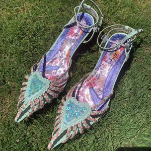irregular choice size 40
