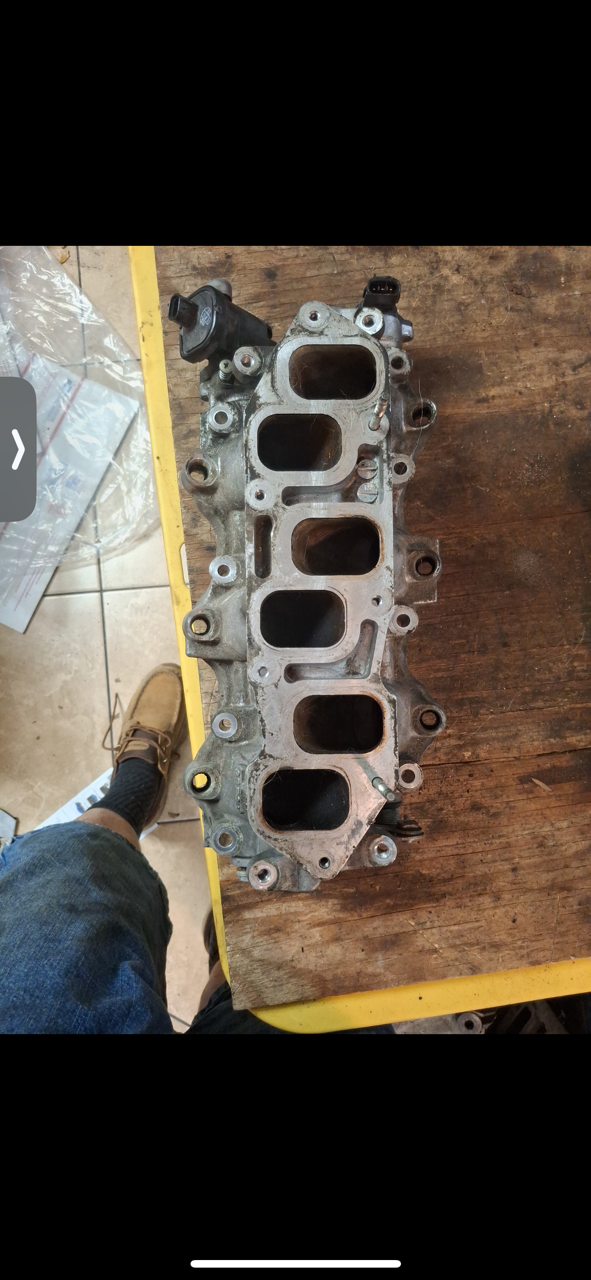 2012-2017 Nissan Frontier Lower Intake Manifold Assembly 14001-9BF0A