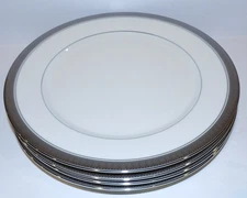 NWT SET OF 4 MIKASA FINE CHINA L3235 PALATIAL PLATINUM 10 3/4" DINNER PLATES