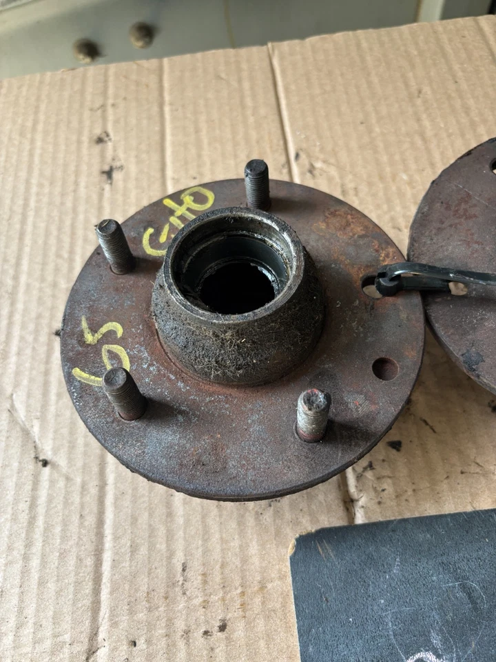 1964 1965 1967 1966 Lemans GTO GS CAMARO OEM tambor delantero freno buje buje Foto 2 de 4