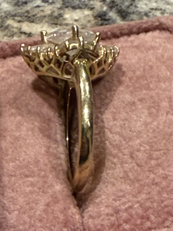 Impresionante anillo de moissanita talla 7 Foto 3 de 4